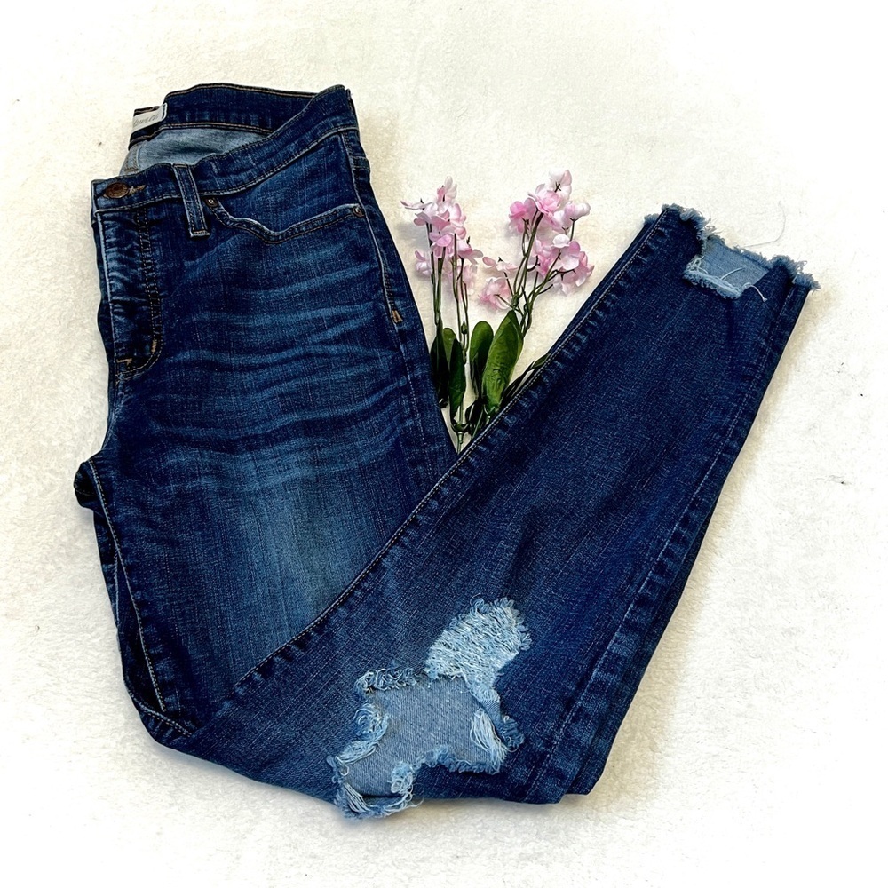 Madewell Distressed 9" High-Rise Skinny Jeans - Size 28